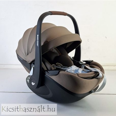 Maxi-Cosi Pebble 360 Pro2 40-87 cm Twillic Truffle autós babahordozó